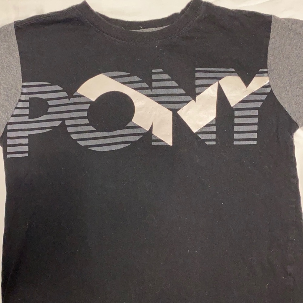 Pony logo tee